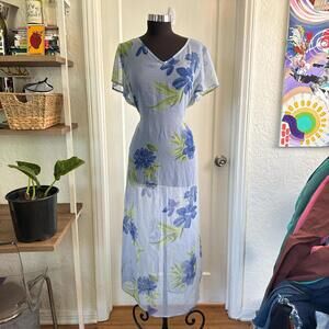 I Thrifted This Dress